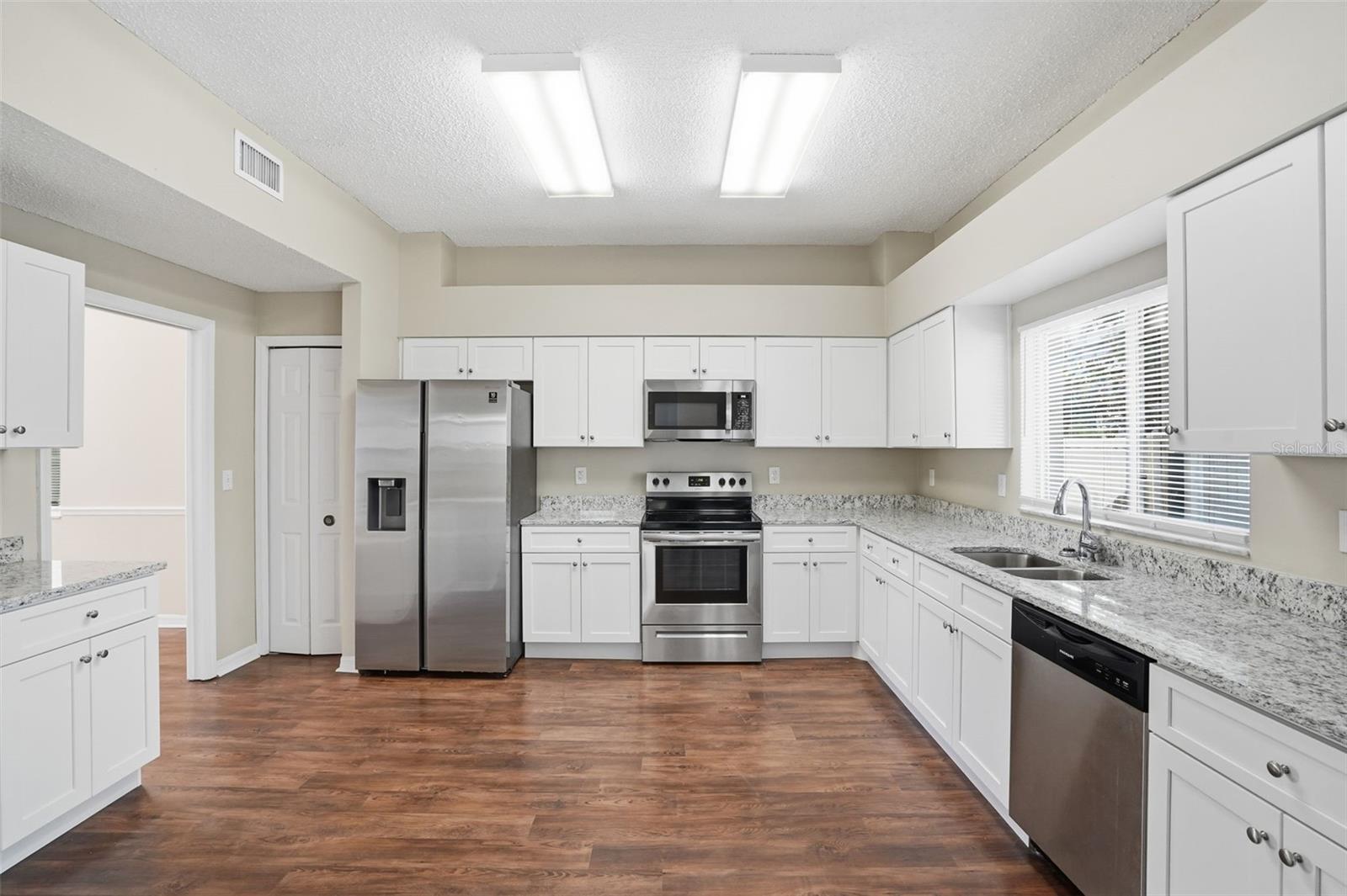 Image 17 of 44 For 13032 Saint Filagree Drive