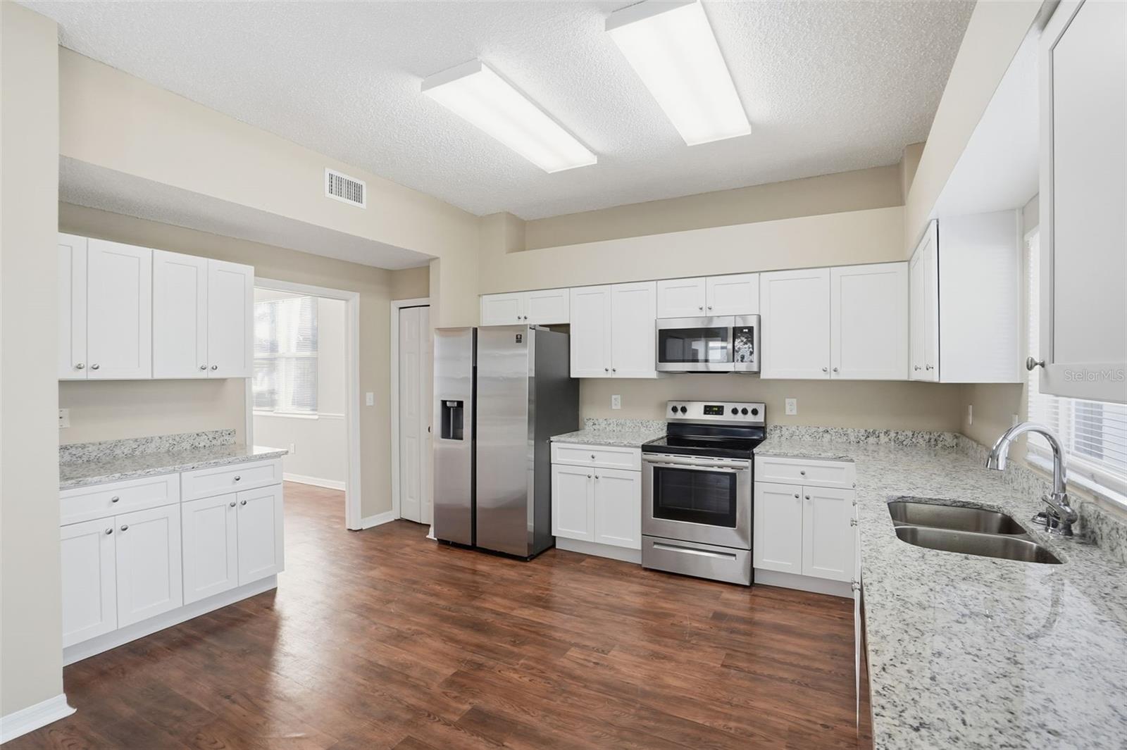 Image 18 of 44 For 13032 Saint Filagree Drive