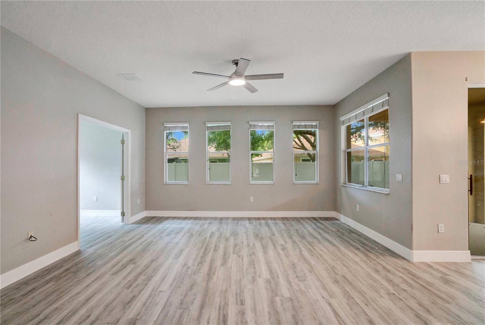 Image 13 of 38 For 13927 Bluebird Pond Road