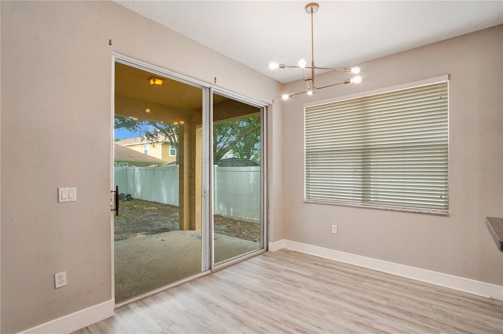 Image 14 of 38 For 13927 Bluebird Pond Road