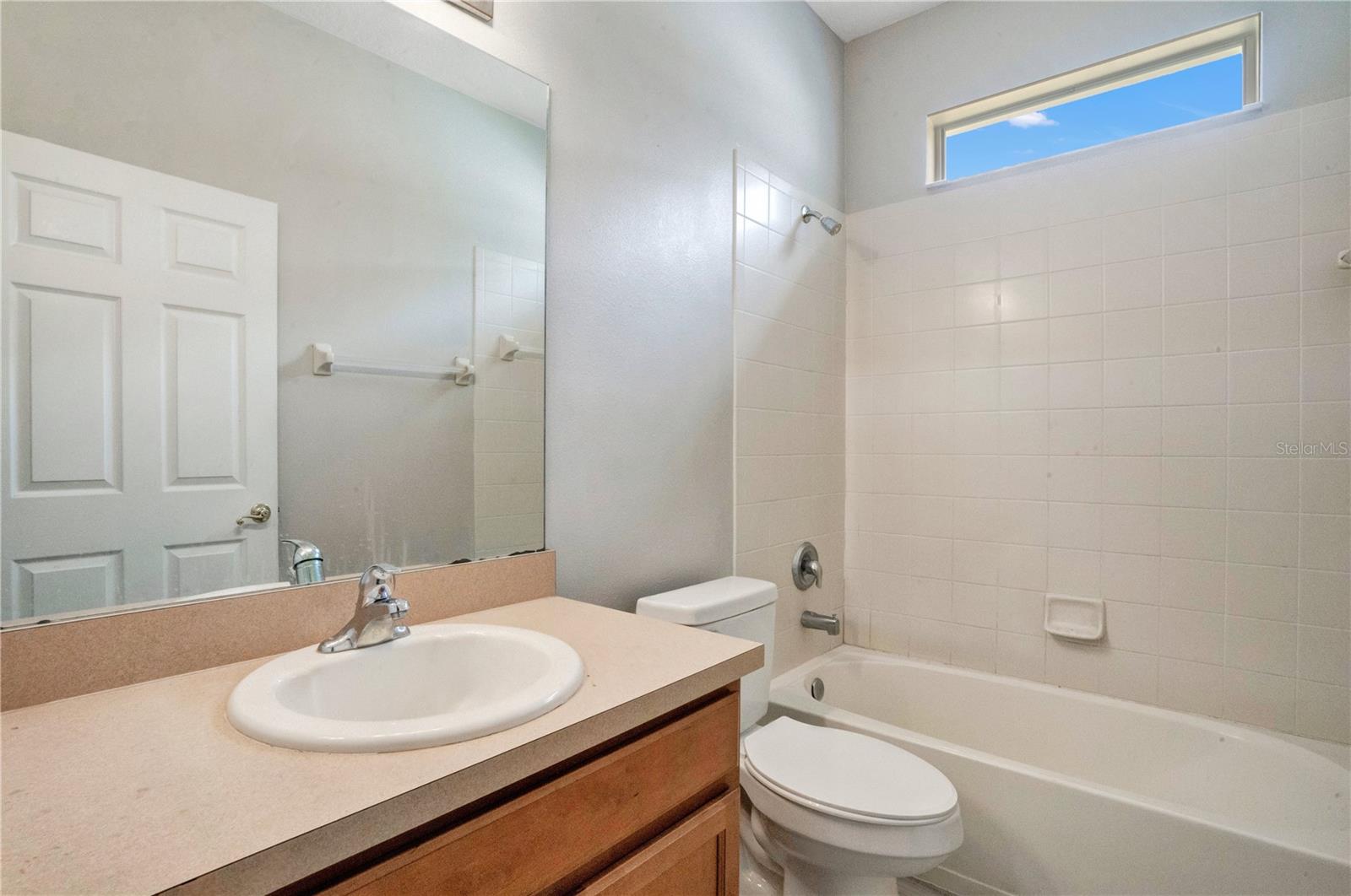 Image 21 of 38 For 13927 Bluebird Pond Road