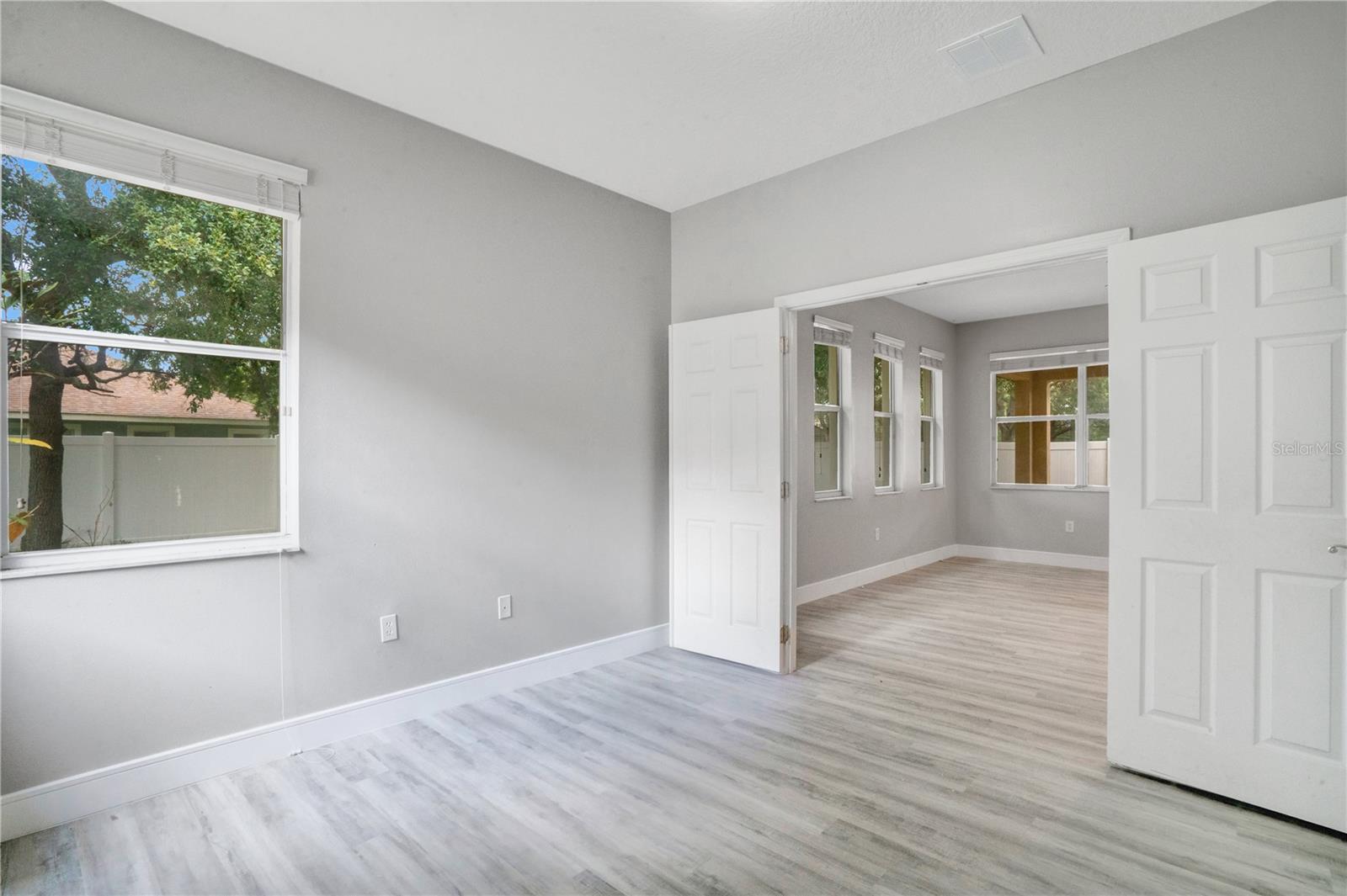 Image 23 of 38 For 13927 Bluebird Pond Road