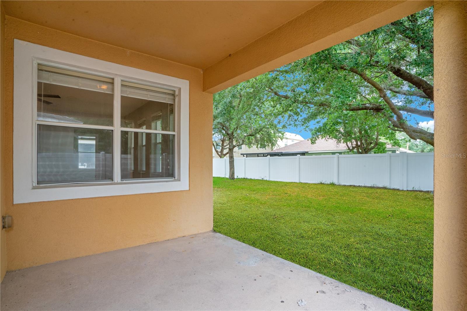 Image 24 of 38 For 13927 Bluebird Pond Road