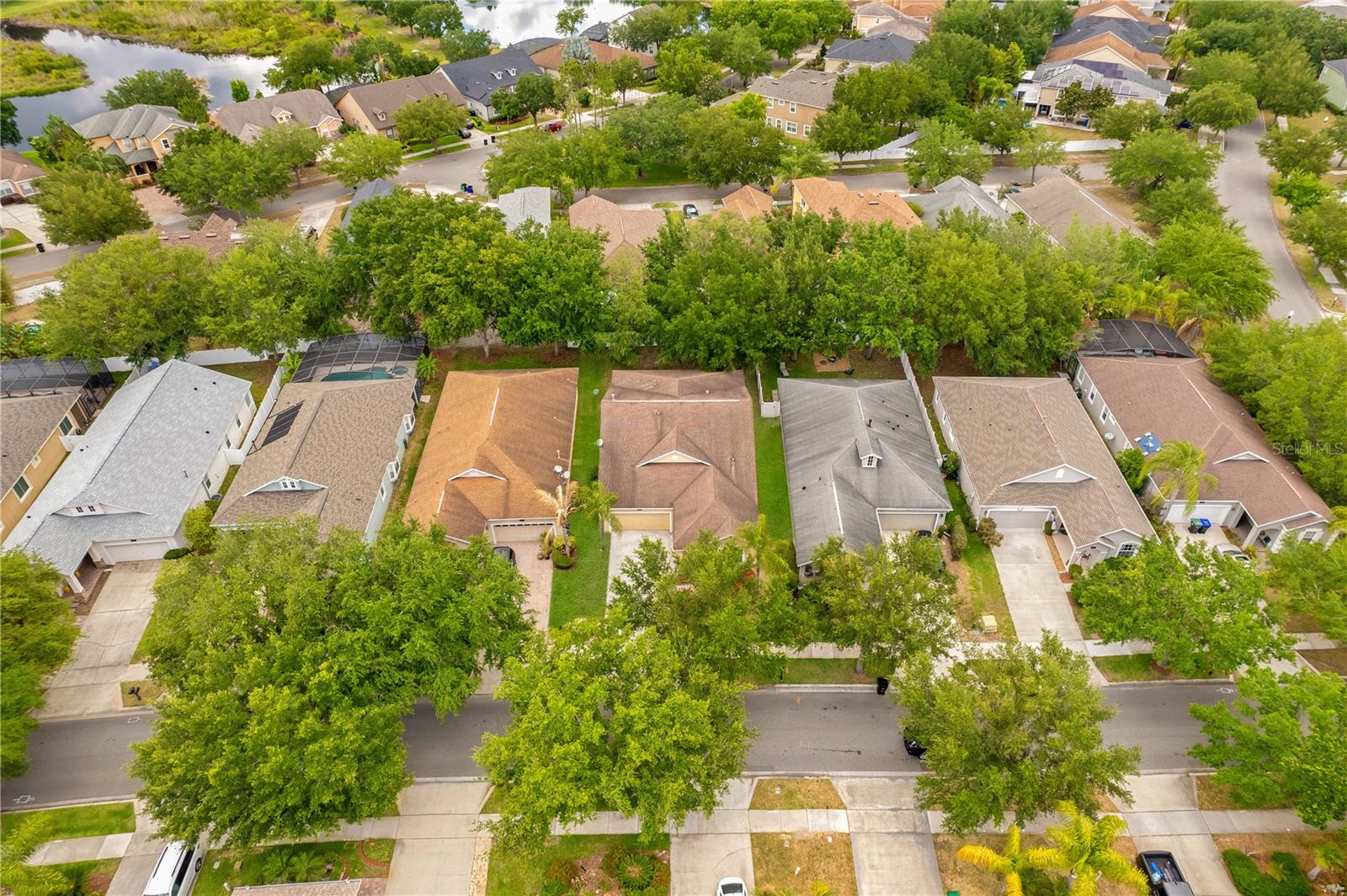 Image 33 of 38 For 13927 Bluebird Pond Road