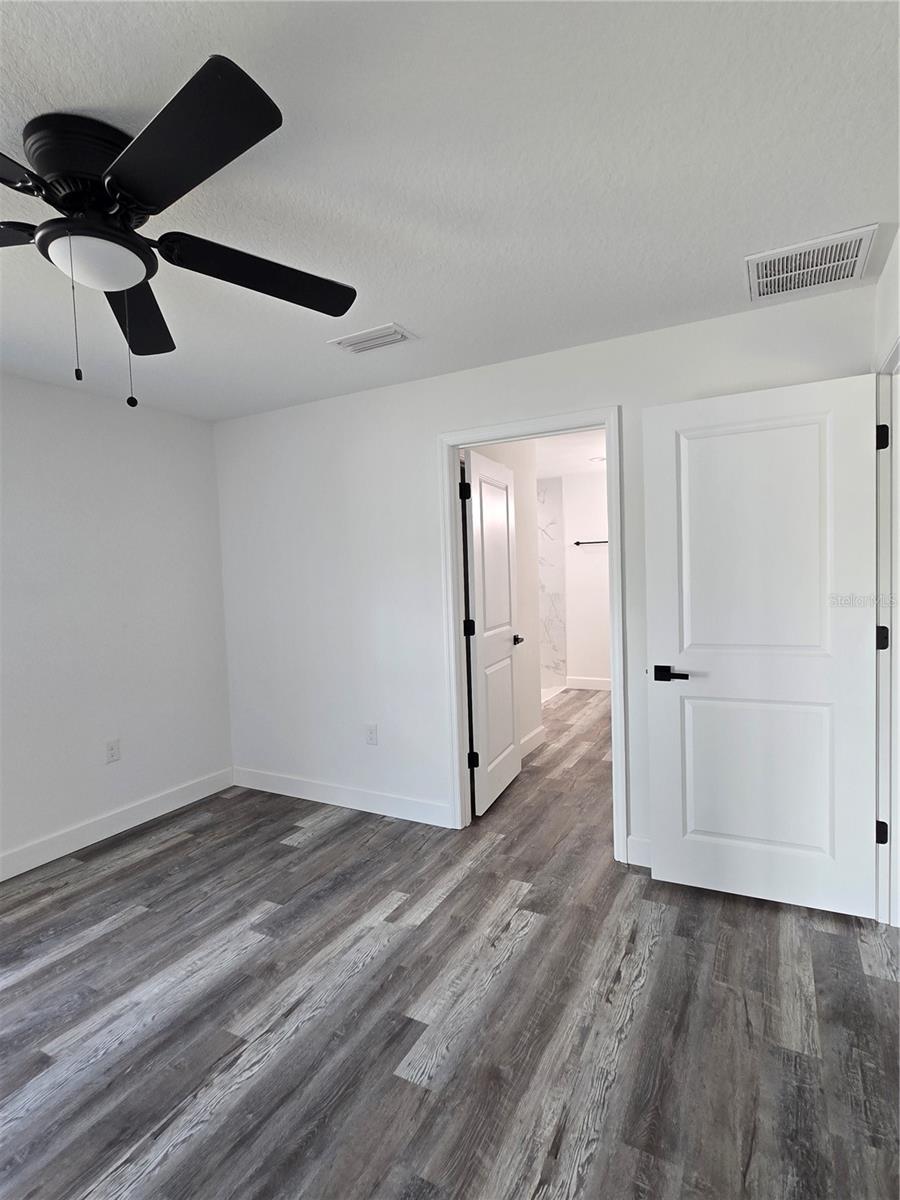 Image 20 of 21 For 20422 Dial Street