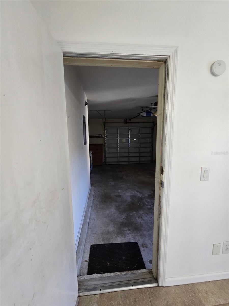 Image 18 of 36 For 760 John Adams Lane