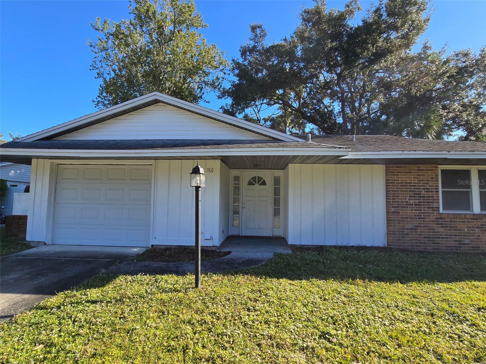 Image 27 of 36 For 760 John Adams Lane