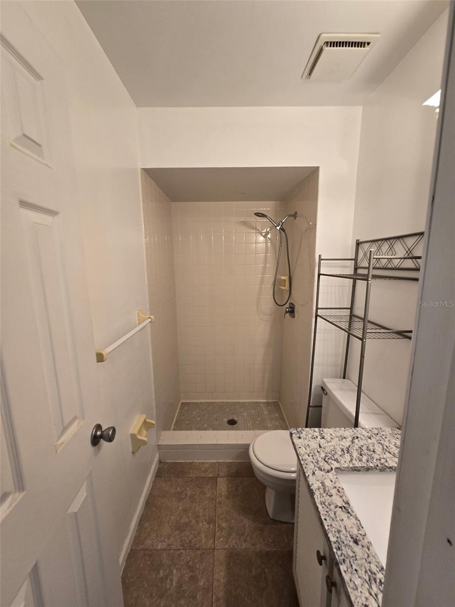 Image 7 of 36 For 760 John Adams Lane