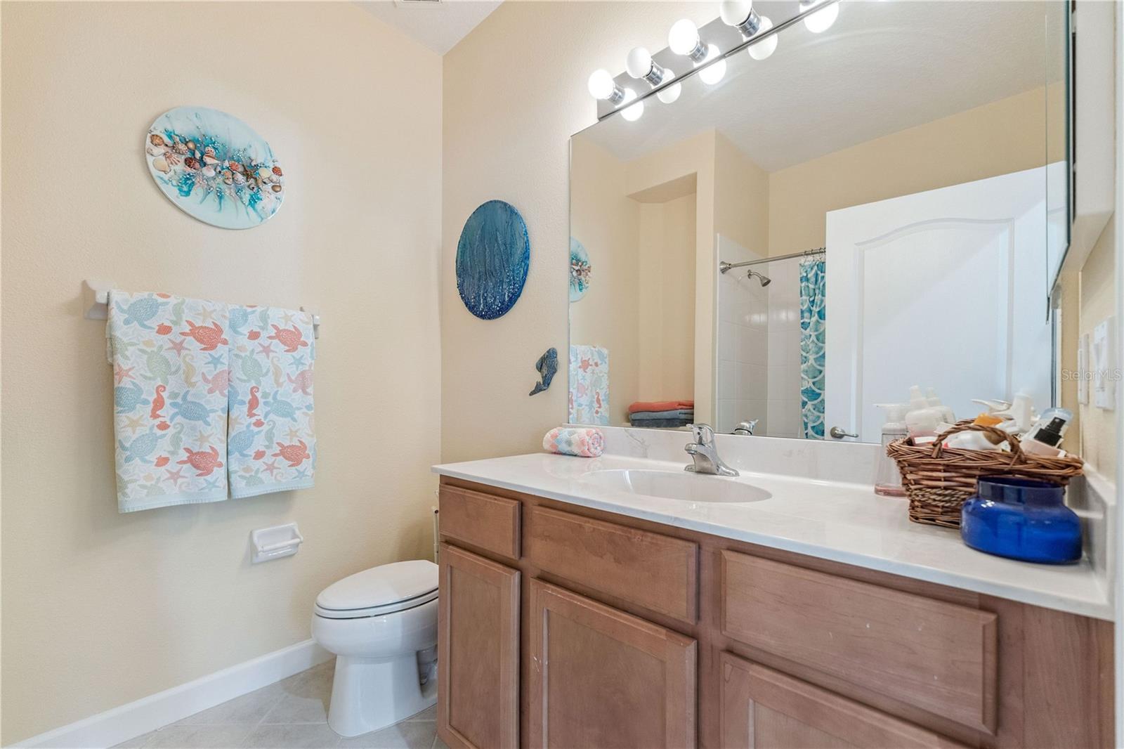 Image 19 of 33 For 1128 Champions Drive