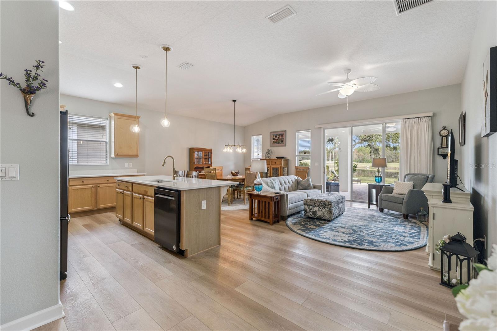 Image 6 of 33 For 1128 Champions Drive