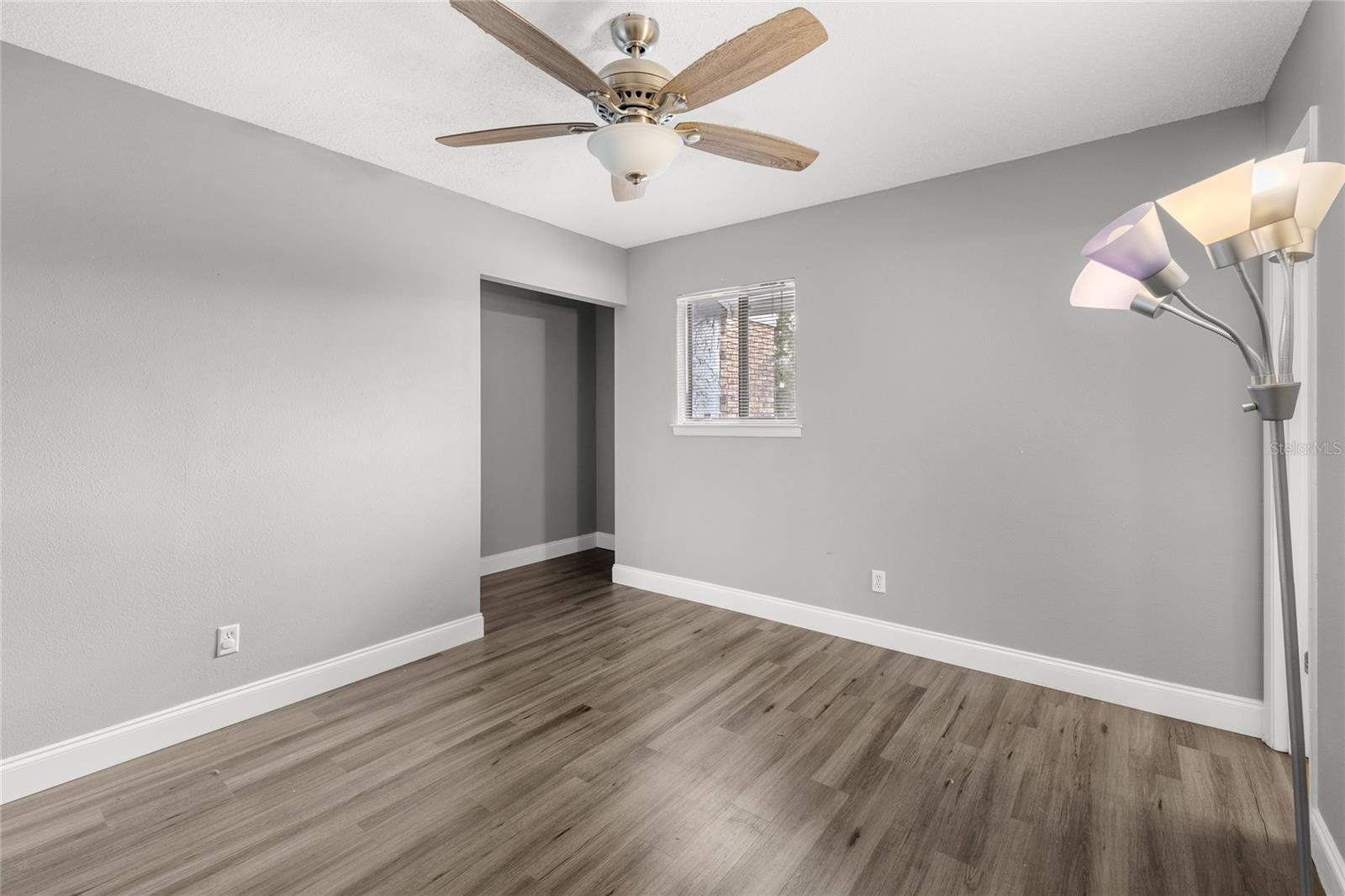 Image 20 of 27 For 707 Saint Matthew Circle