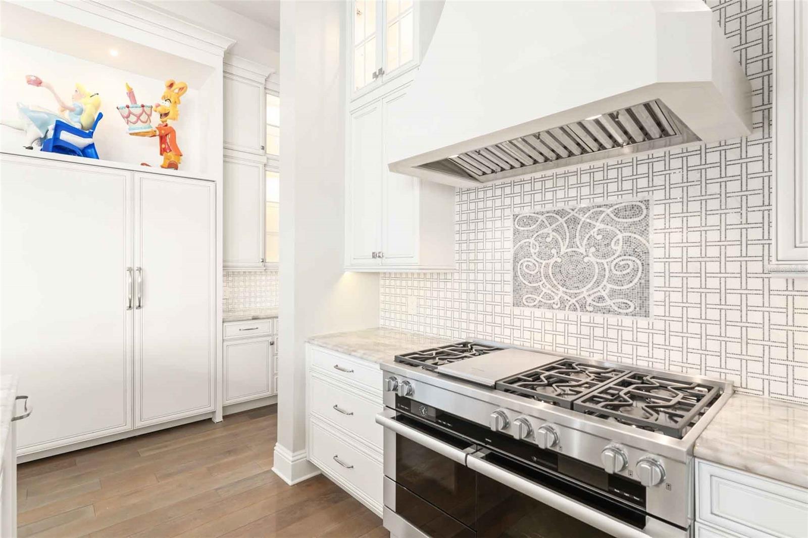 Image 22 of 72 For 10012 Hyperion Lane