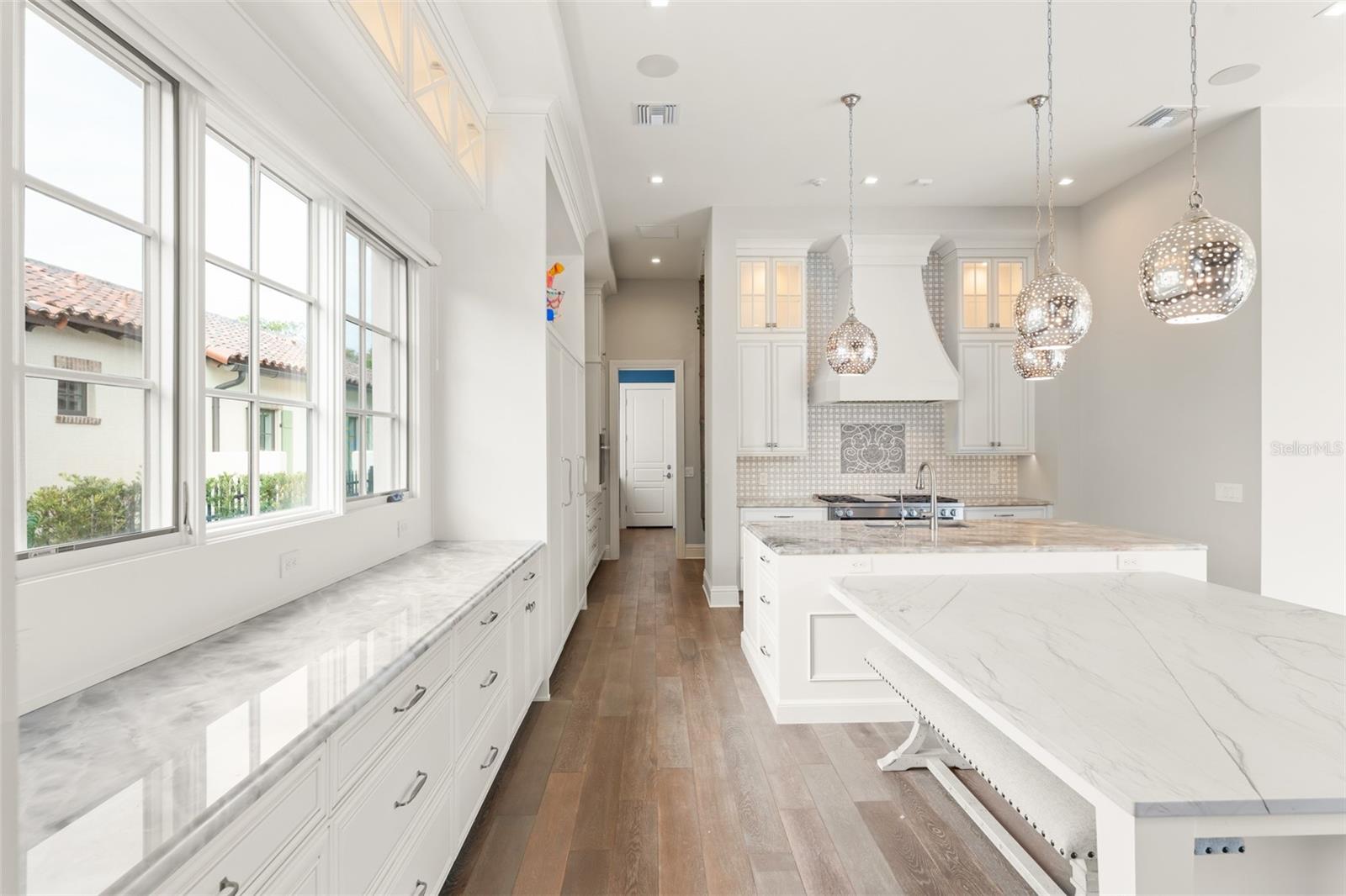 Image 29 of 72 For 10012 Hyperion Lane