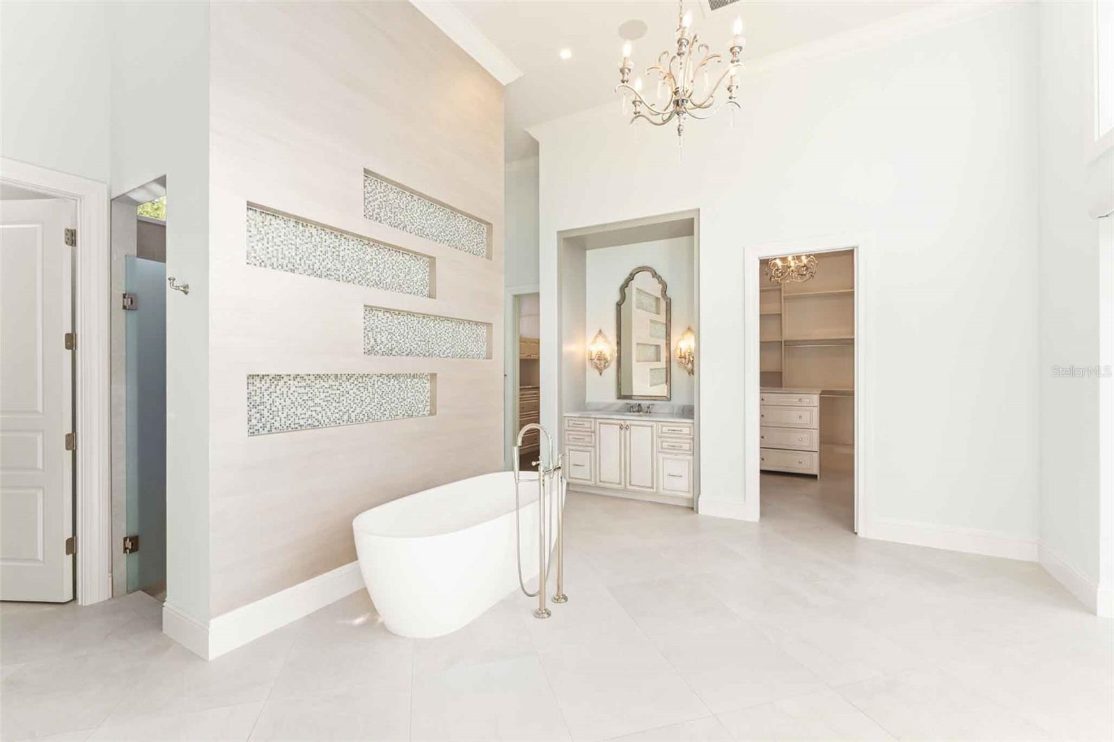 Image 36 of 72 For 10012 Hyperion Lane