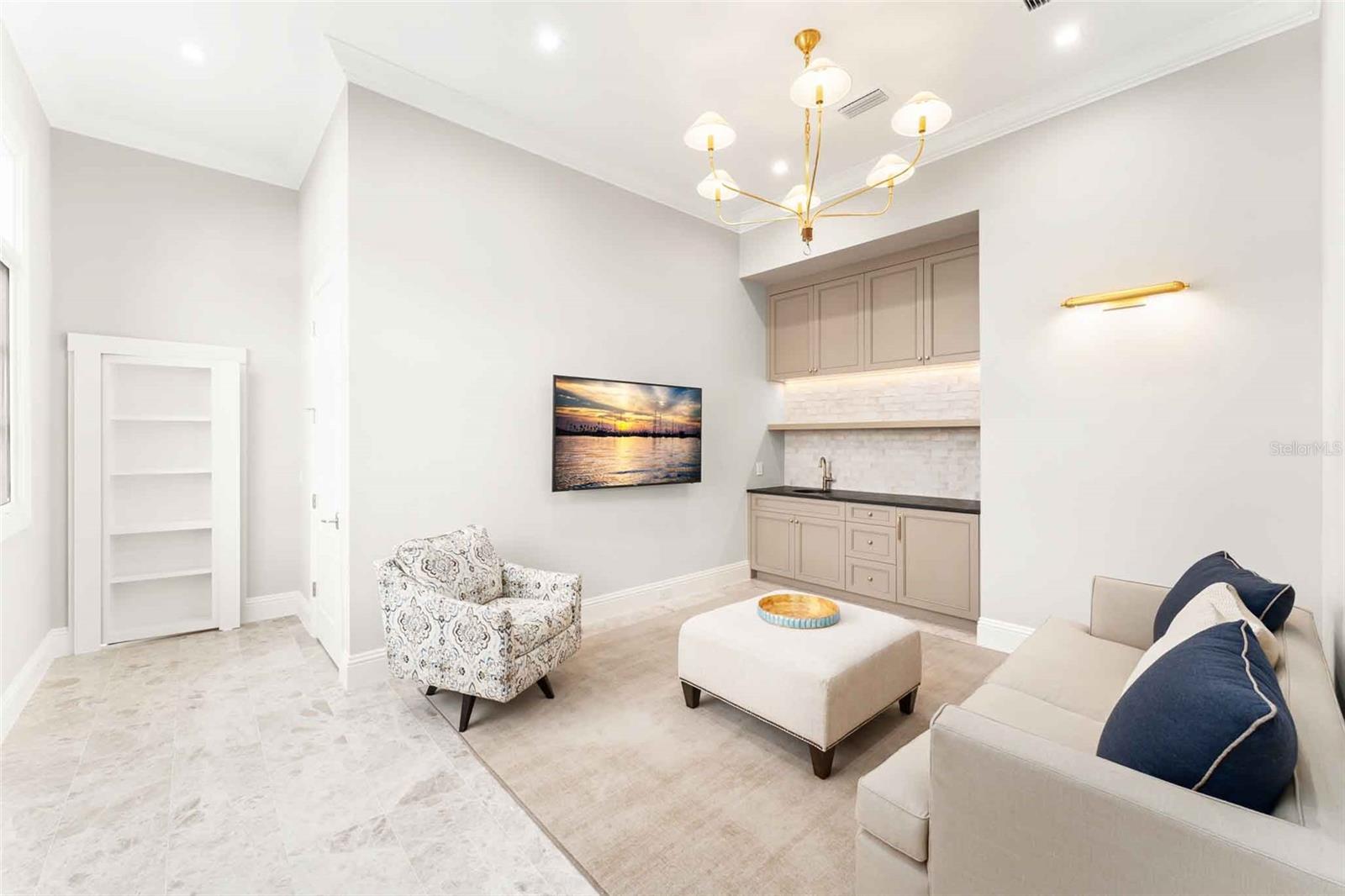 Image 53 of 72 For 10012 Hyperion Lane