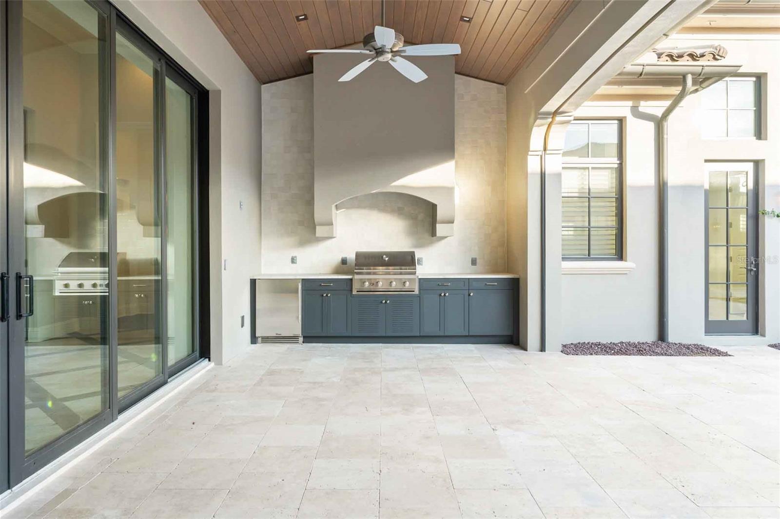 Image 61 of 72 For 10012 Hyperion Lane