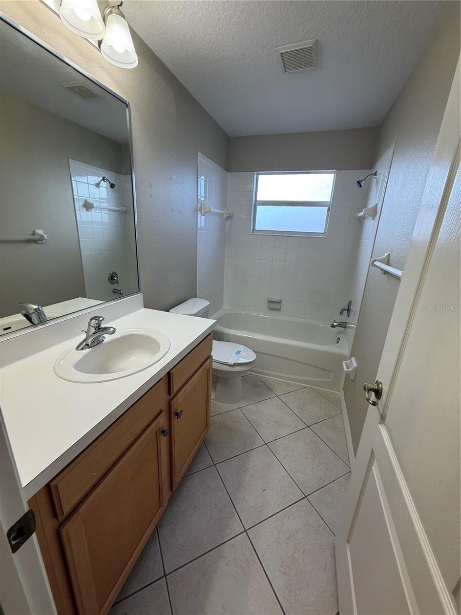 Image 15 of 21 For 8312 Haven Harbour Way