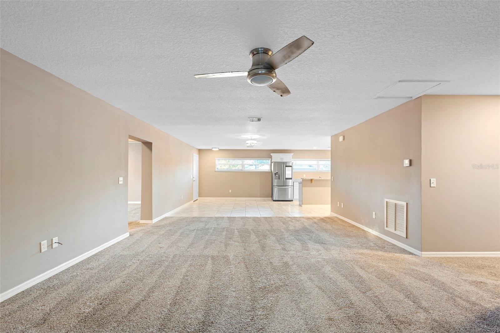 Image 13 of 39 For 1505 Floradel Avenue