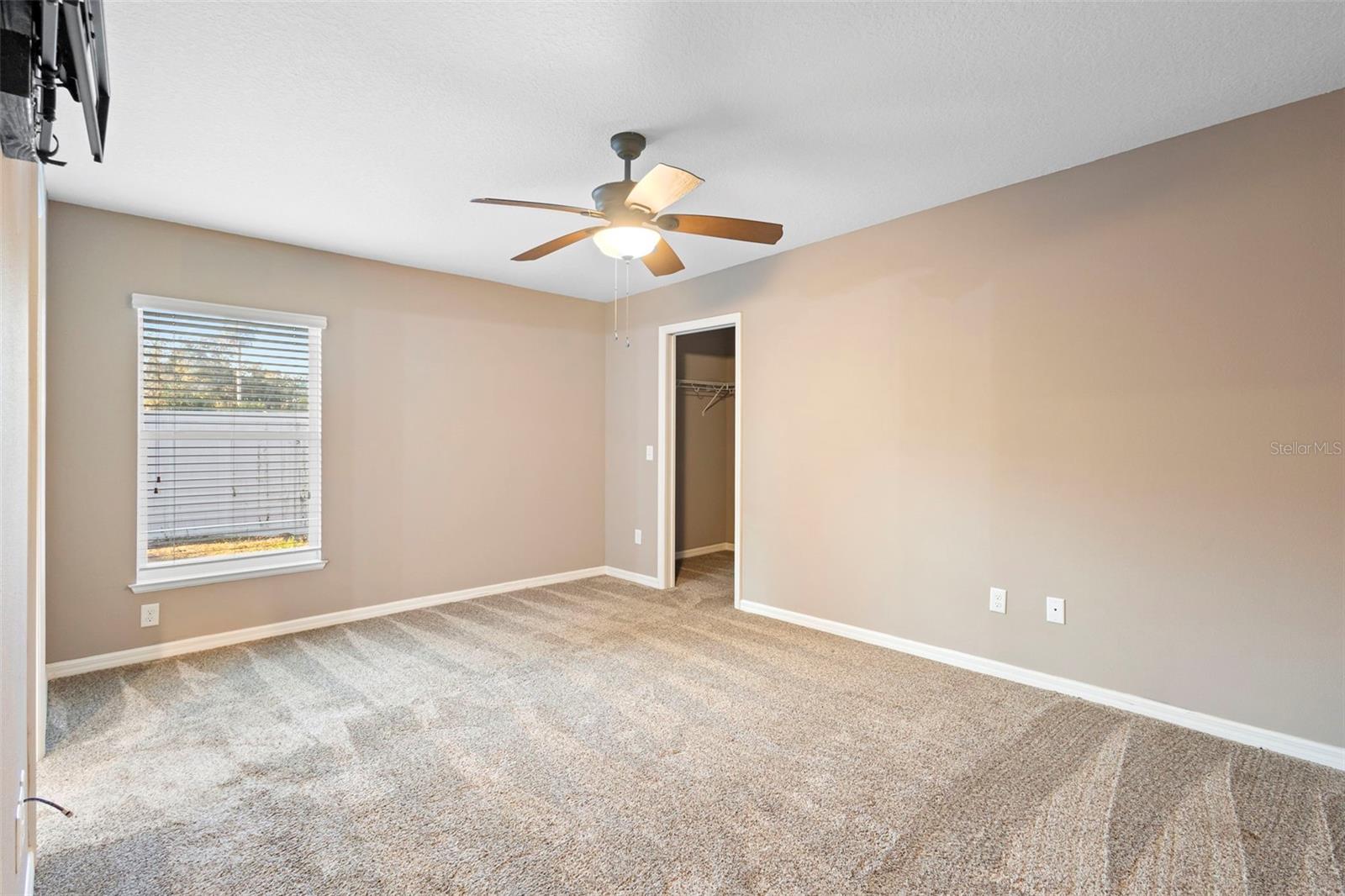 Image 14 of 39 For 1505 Floradel Avenue