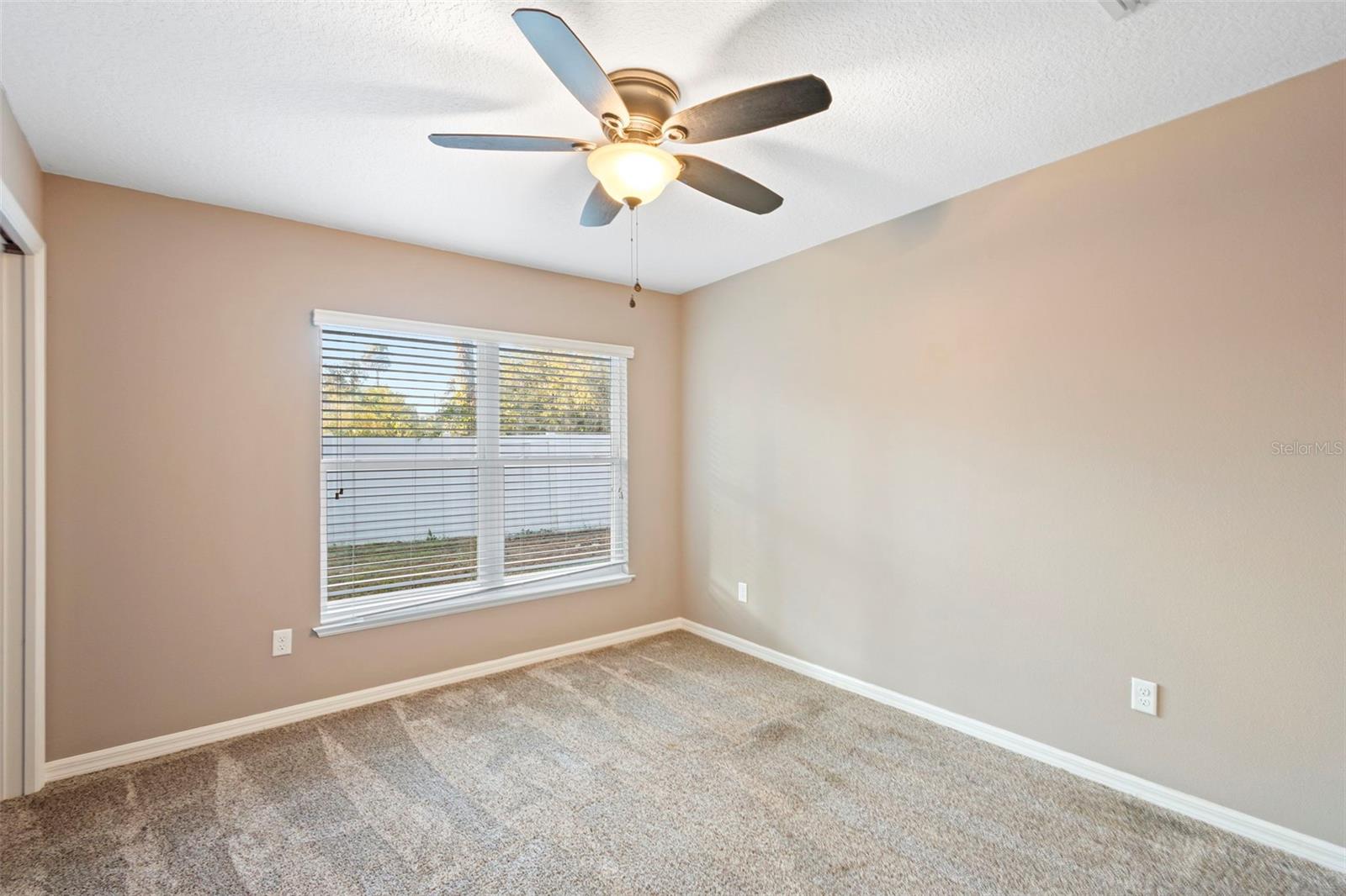 Image 18 of 39 For 1505 Floradel Avenue