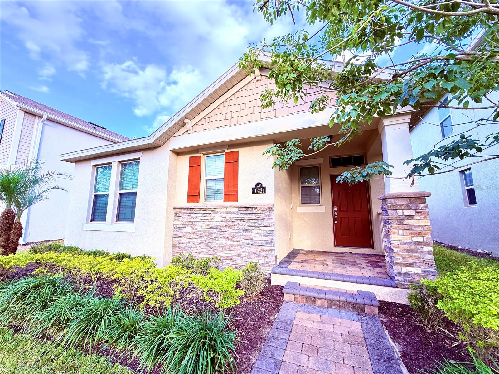 Details for 10231 Meadow Brook Drive, WINTER GARDEN, FL 34787