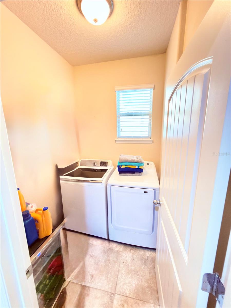 Image 17 of 46 For 10231 Meadow Brook Drive