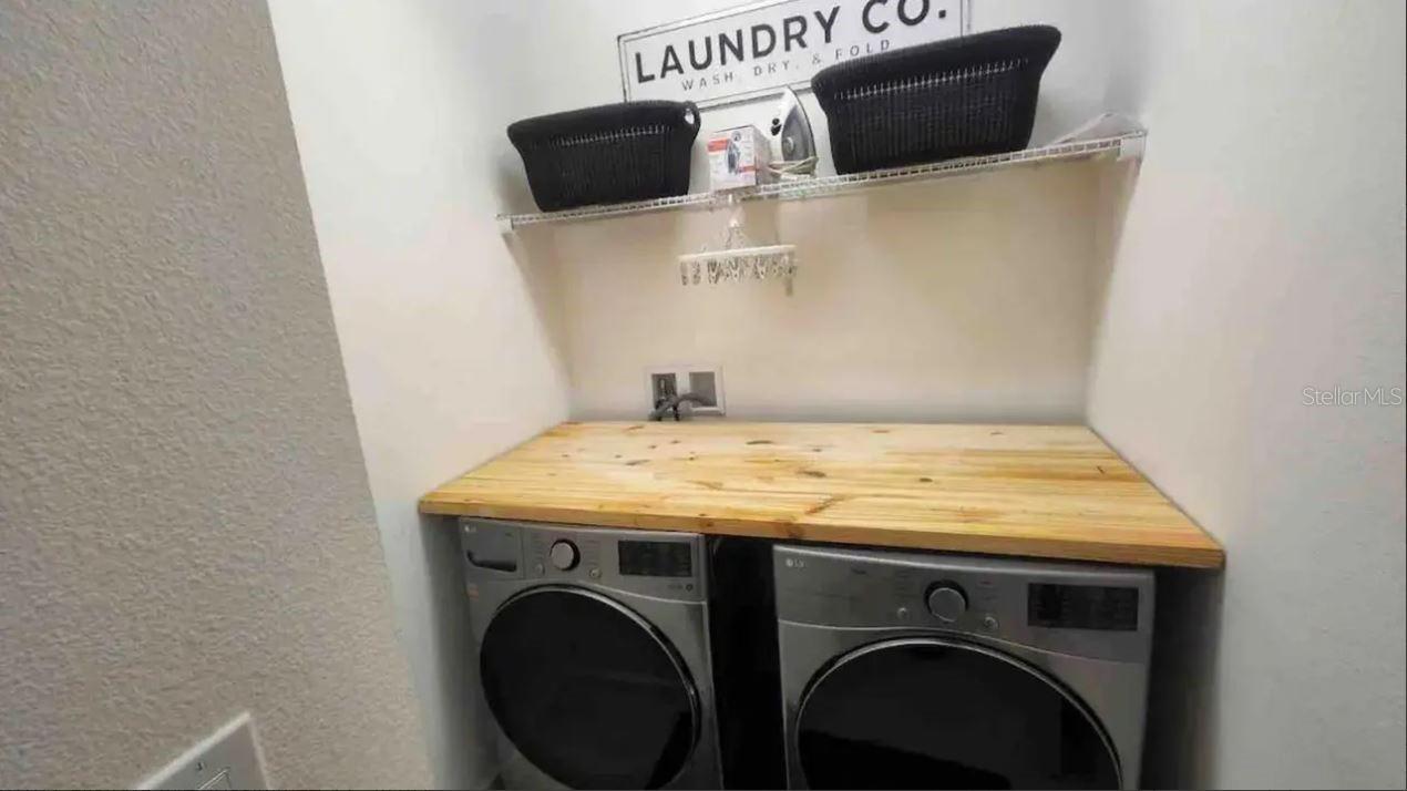 Image 23 of 30 For 2676 Calistoga Avenue