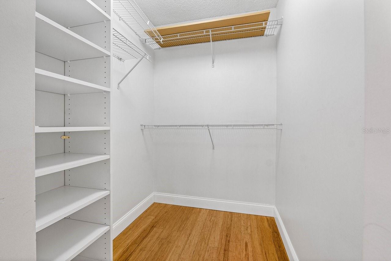 Image 18 of 38 For 6157 Old Court Road 225