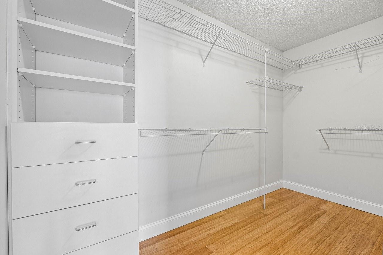 Image 19 of 38 For 6157 Old Court Road 225