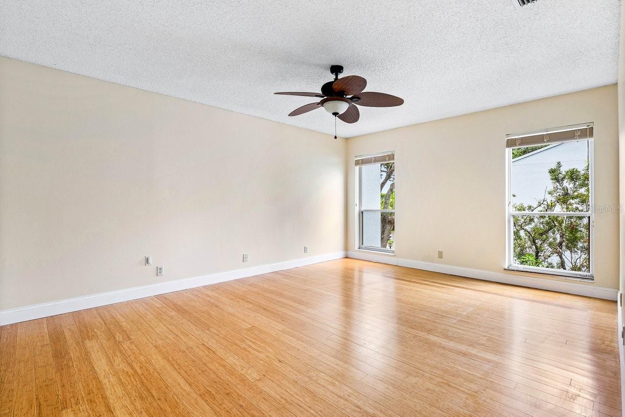 Image 20 of 38 For 6157 Old Court Road 225