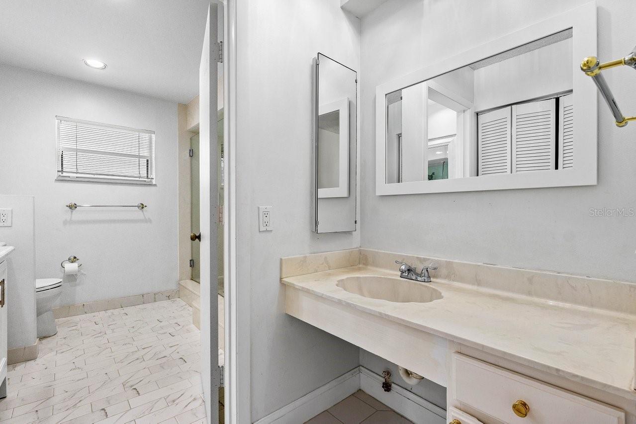 Image 22 of 38 For 6157 Old Court Road 225