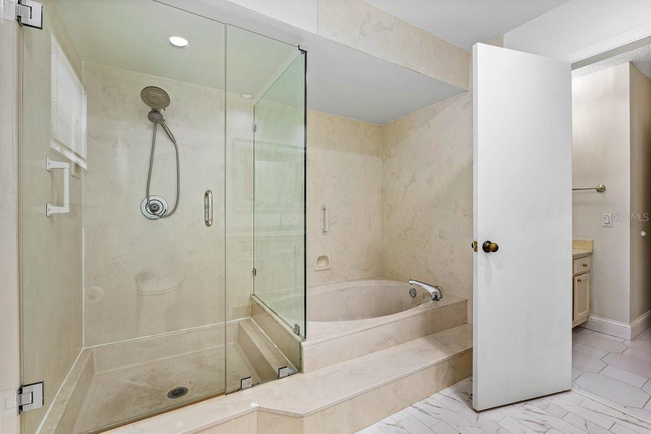 Image 24 of 38 For 6157 Old Court Road 225