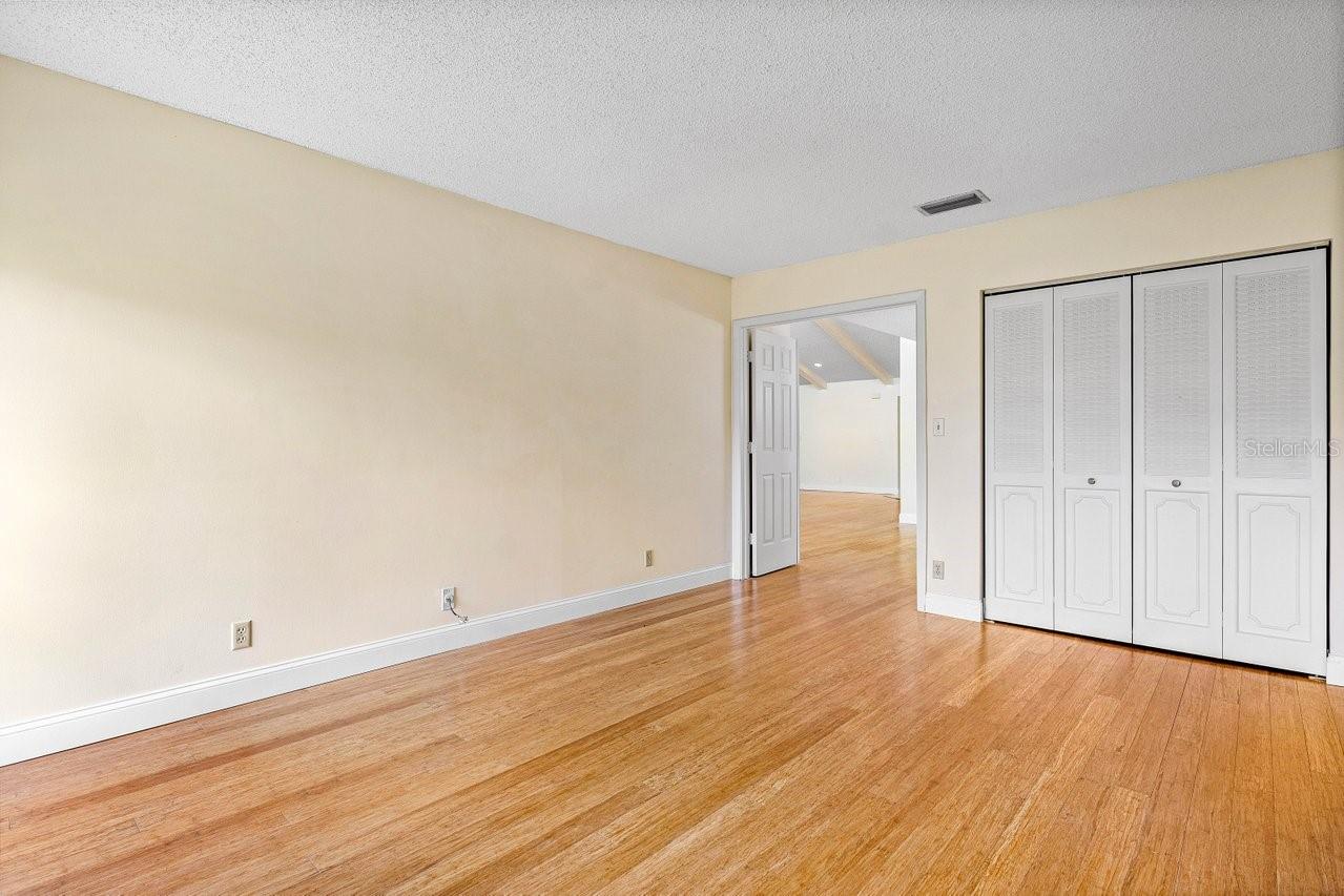 Image 28 of 38 For 6157 Old Court Road 225