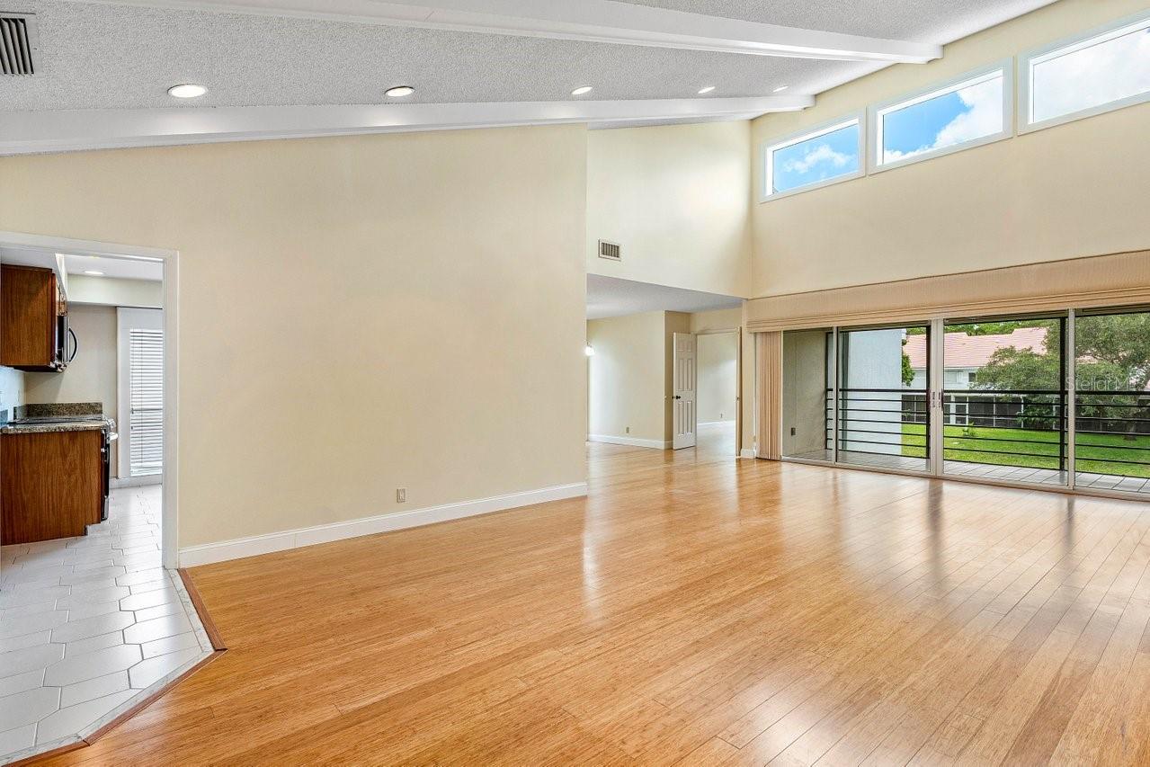 Image 9 of 38 For 6157 Old Court Road 225