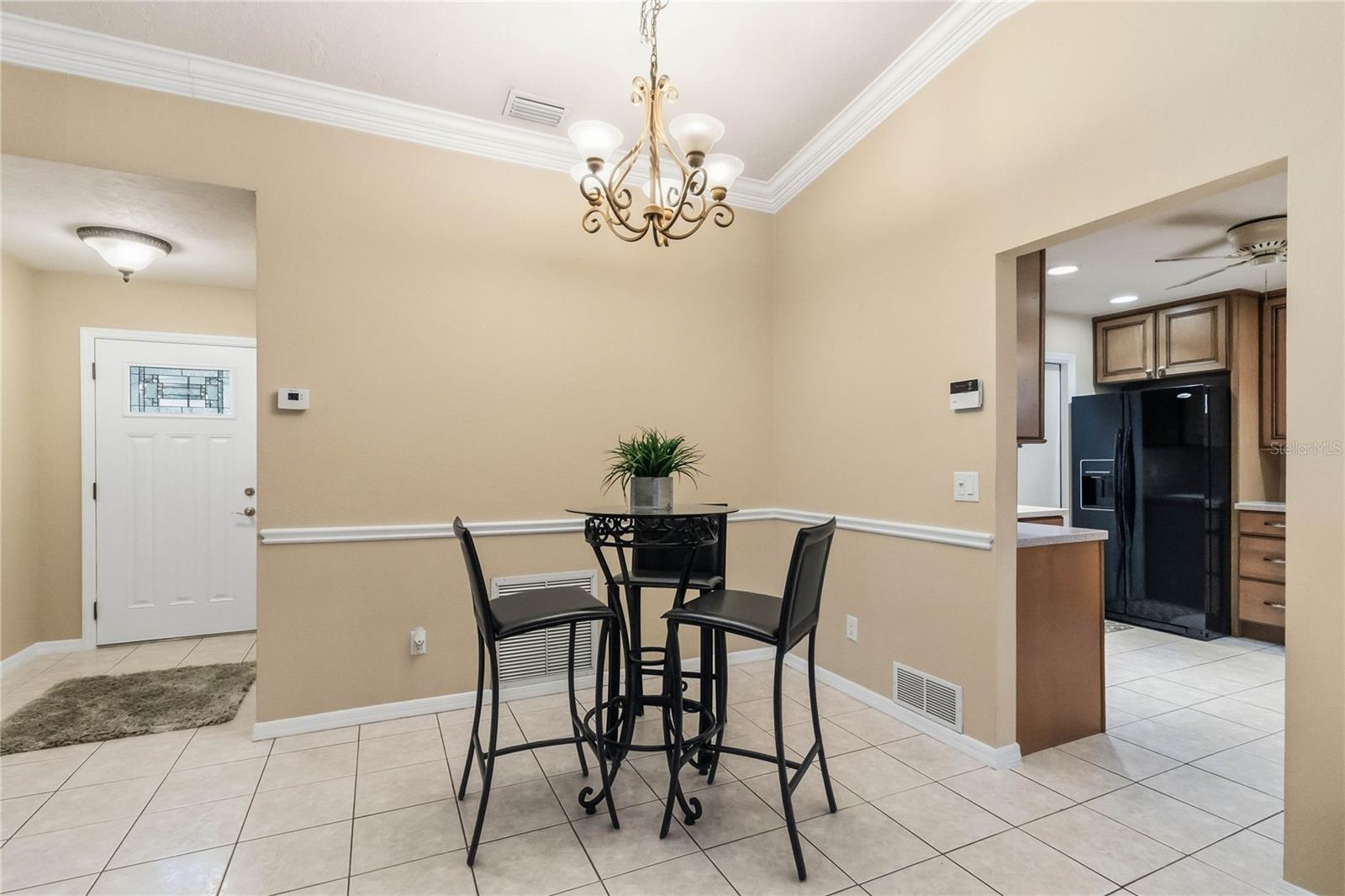 Image 9 of 32 For 3742 Sutters Mill Circle