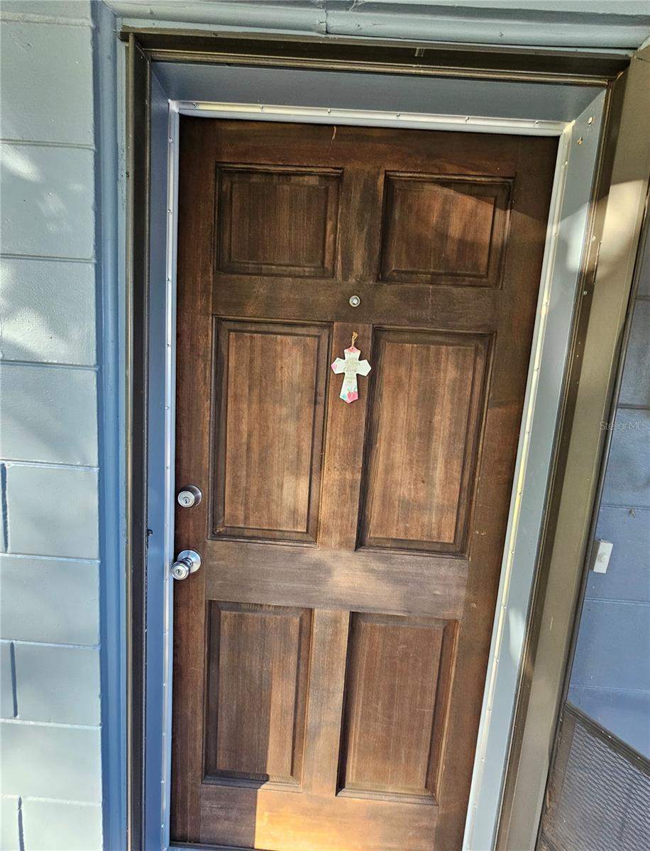 Image 7 of 16 For 899 Lormann Circle