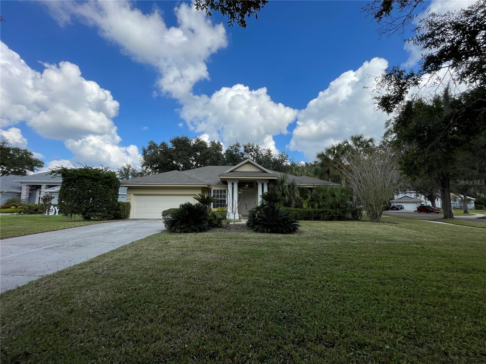 Details for 4706 Kinross Court, VALRICO, FL 33596