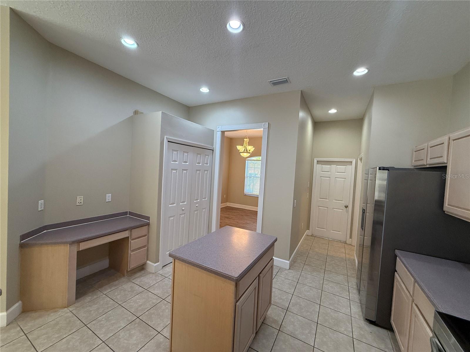 Image 7 of 26 For 11102 Hyacinth Place