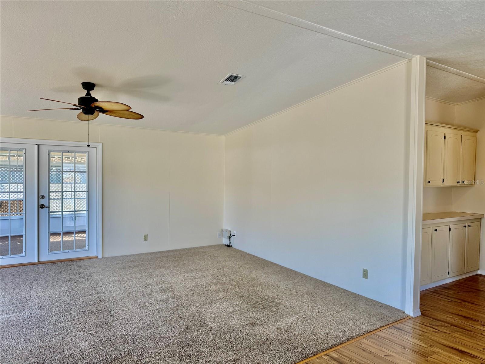 Image 17 of 81 For 3781 Cohen Drive 724