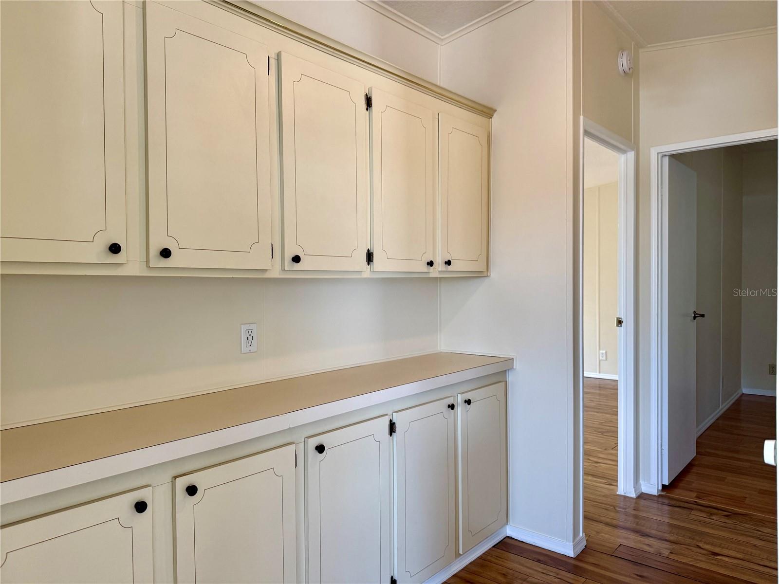 Image 21 of 81 For 3781 Cohen Drive 724