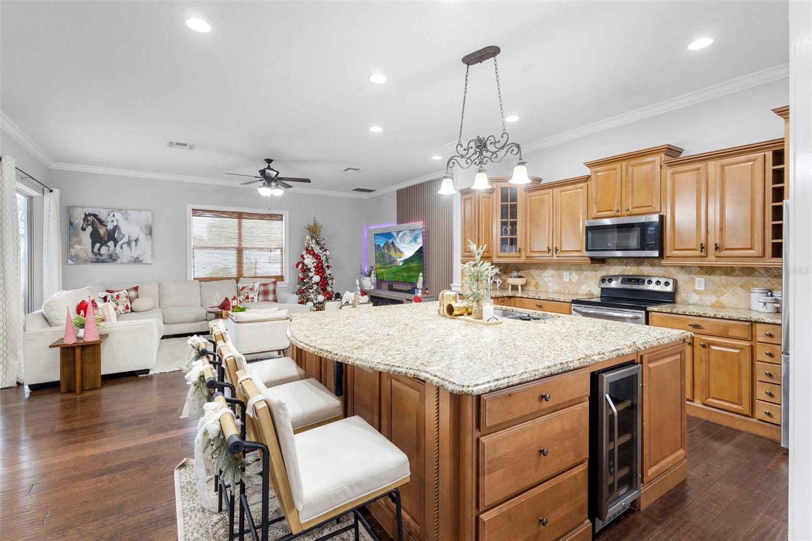 Image 18 of 67 For 626 Palio Court