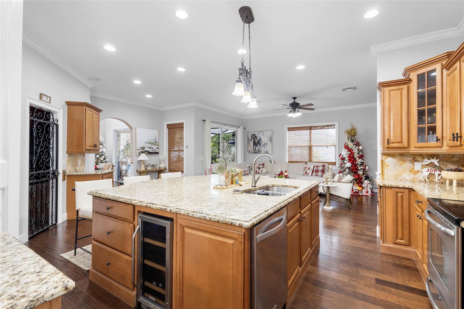 Image 20 of 67 For 626 Palio Court