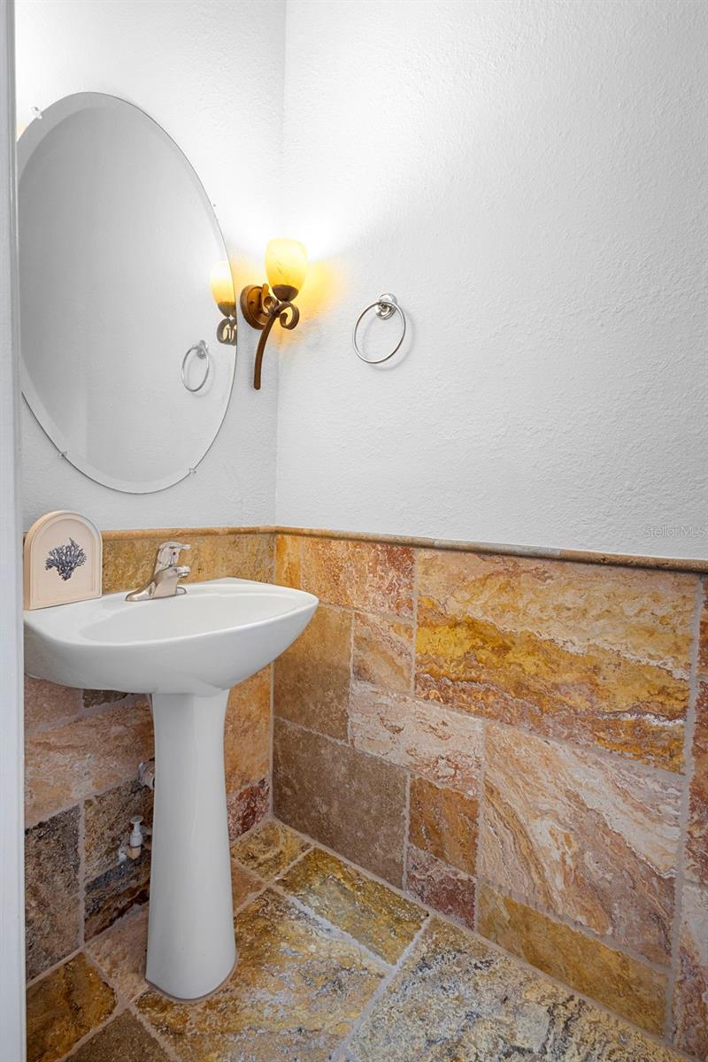 Image 25 of 67 For 626 Palio Court