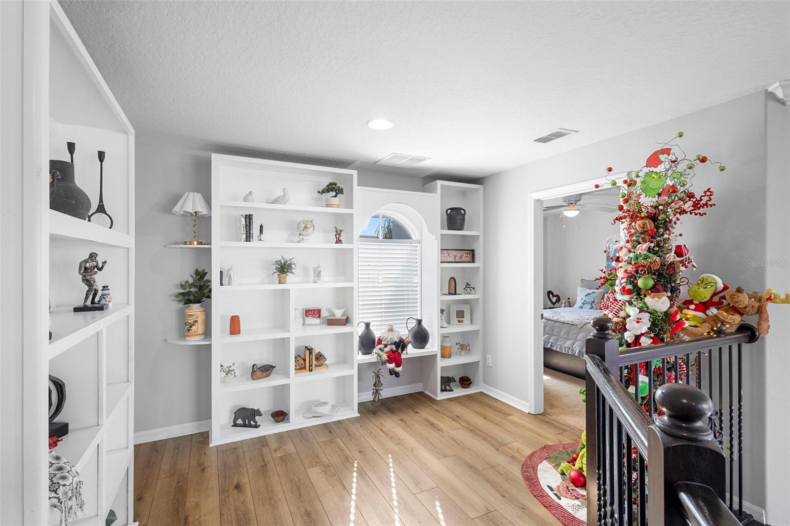 Image 32 of 67 For 626 Palio Court