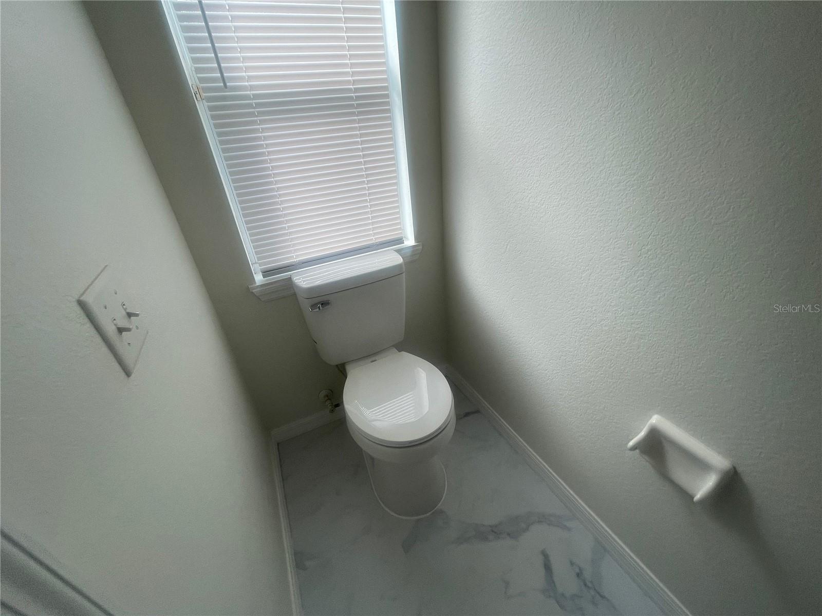 Image 17 of 26 For 24 Sawfish Court