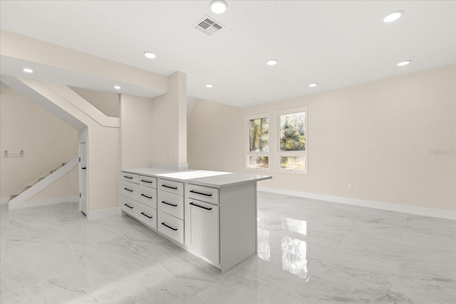 Image 10 of 45 For 1151 Oakpoint Circle