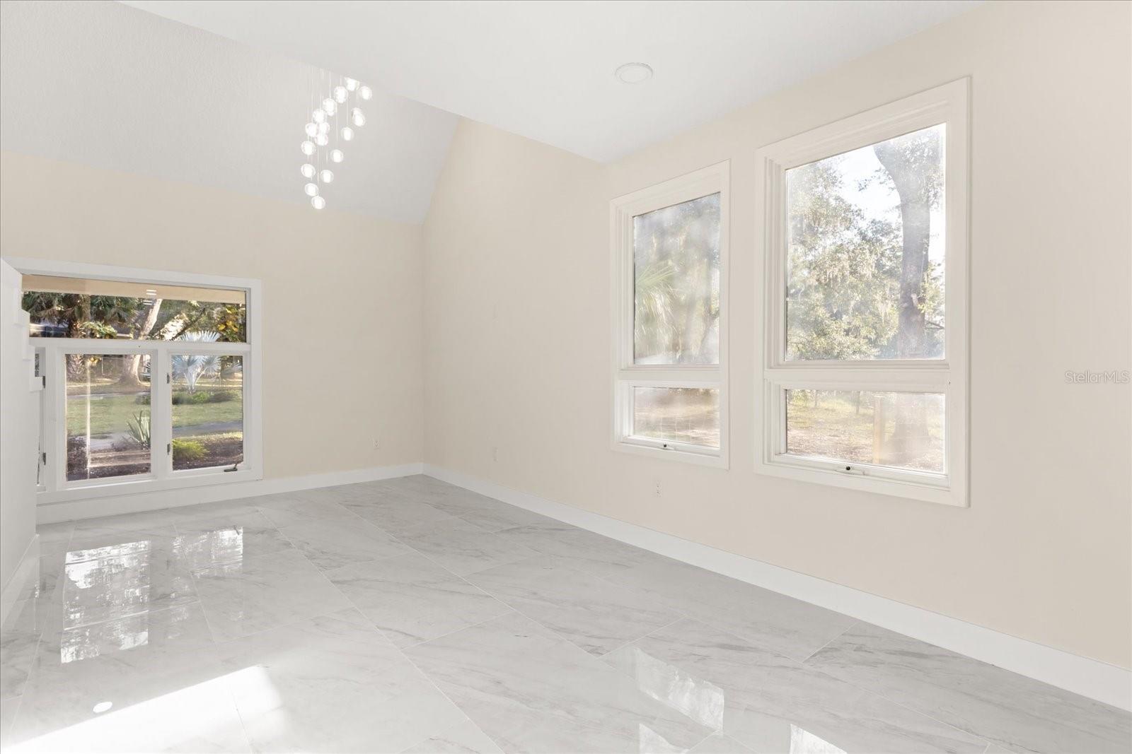 Image 14 of 45 For 1151 Oakpoint Circle