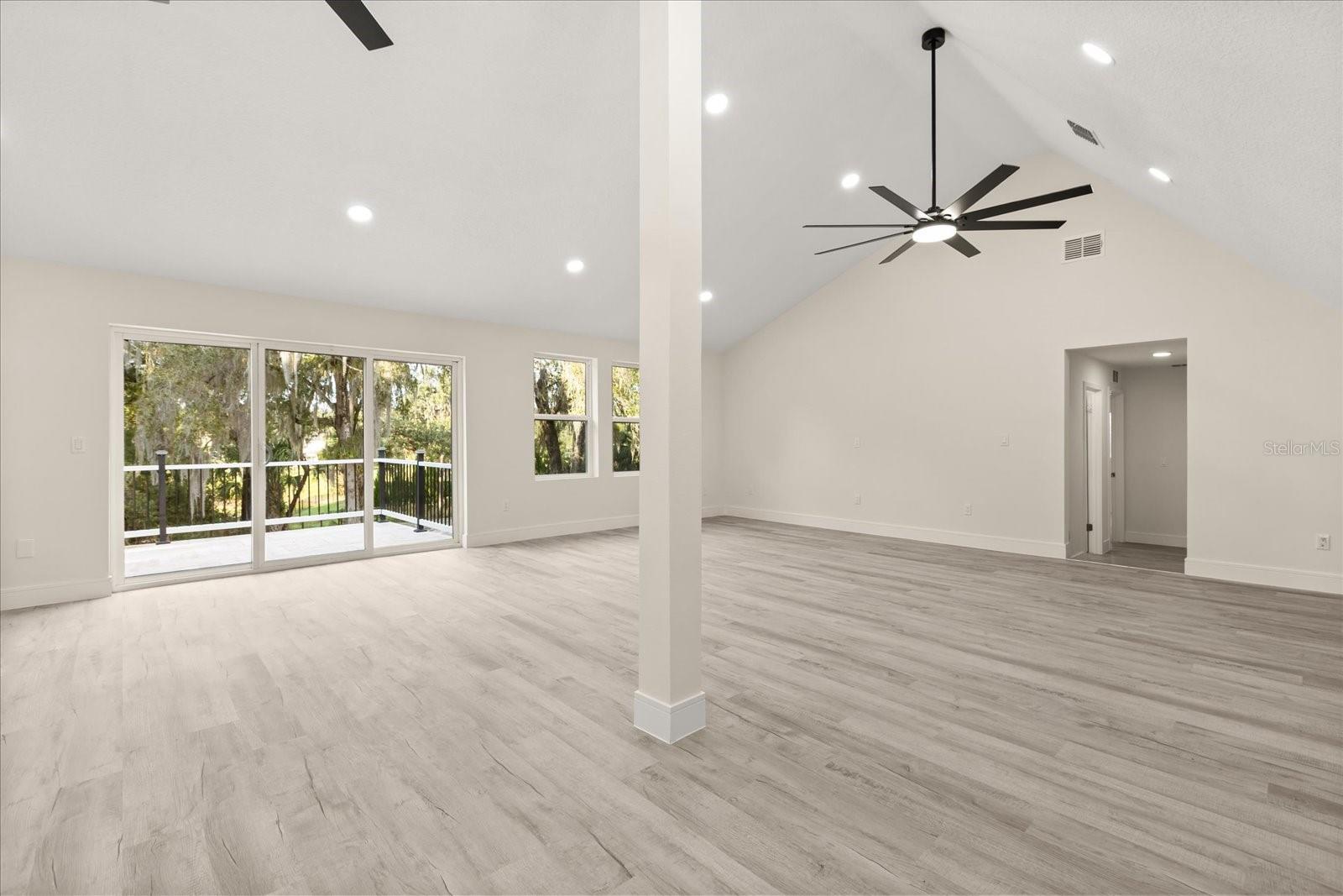 Image 21 of 45 For 1151 Oakpoint Circle