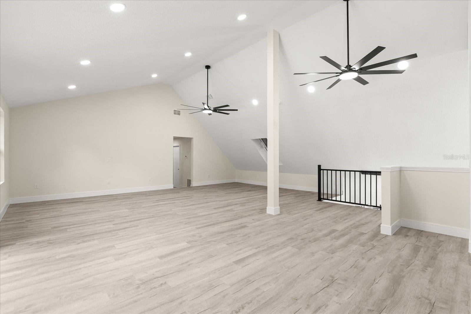 Image 22 of 45 For 1151 Oakpoint Circle