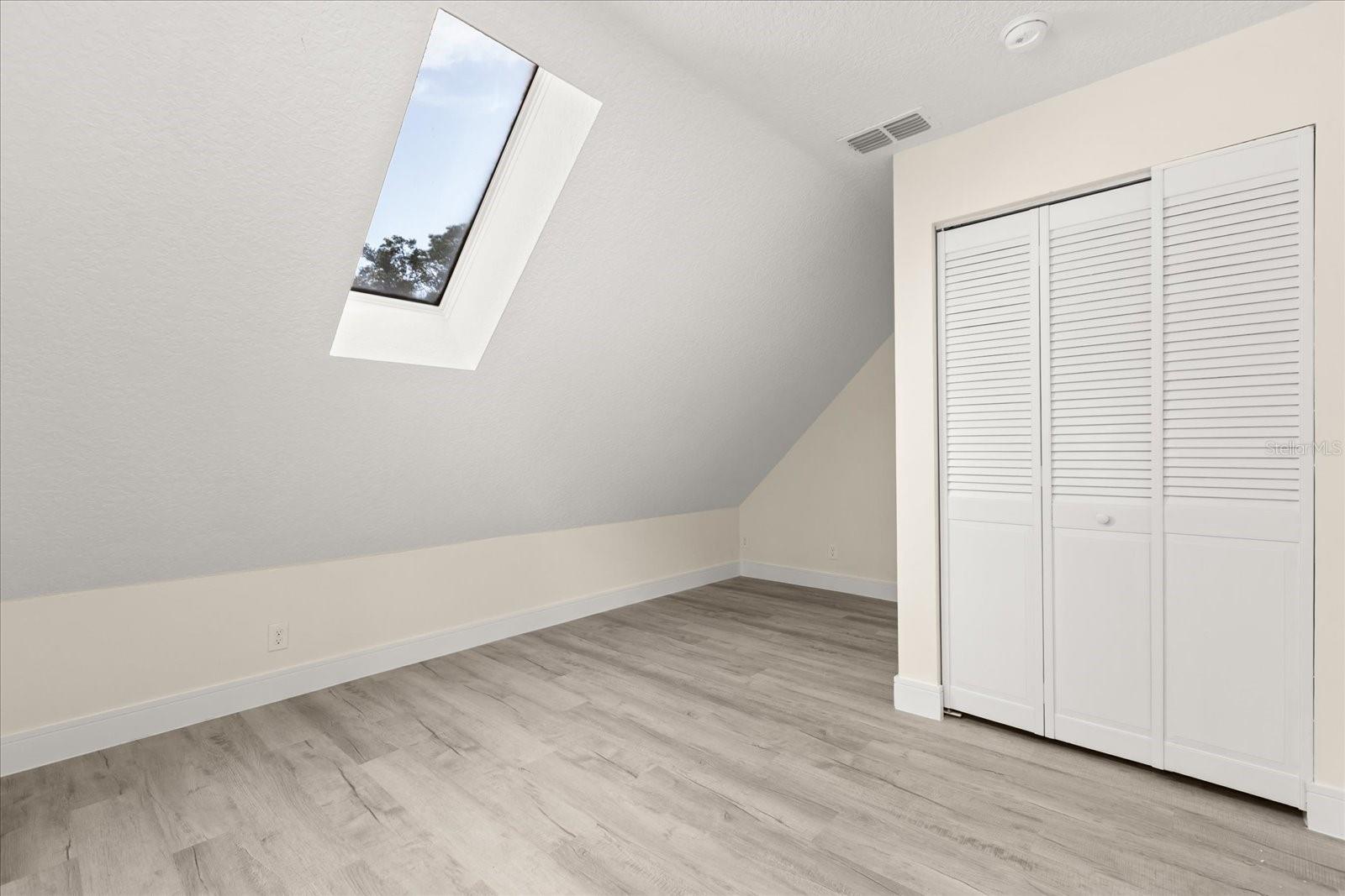 Image 28 of 45 For 1151 Oakpoint Circle